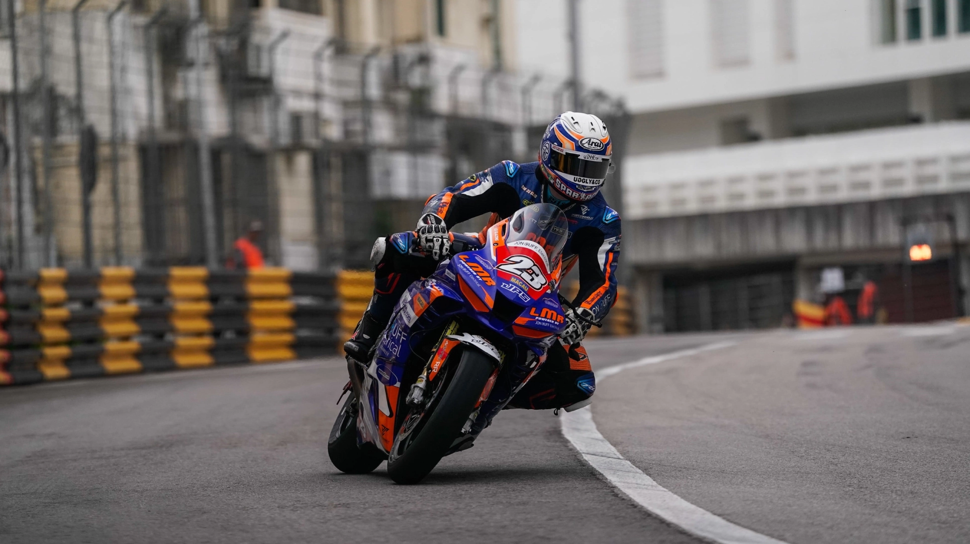 Marcus Simpson - Macau